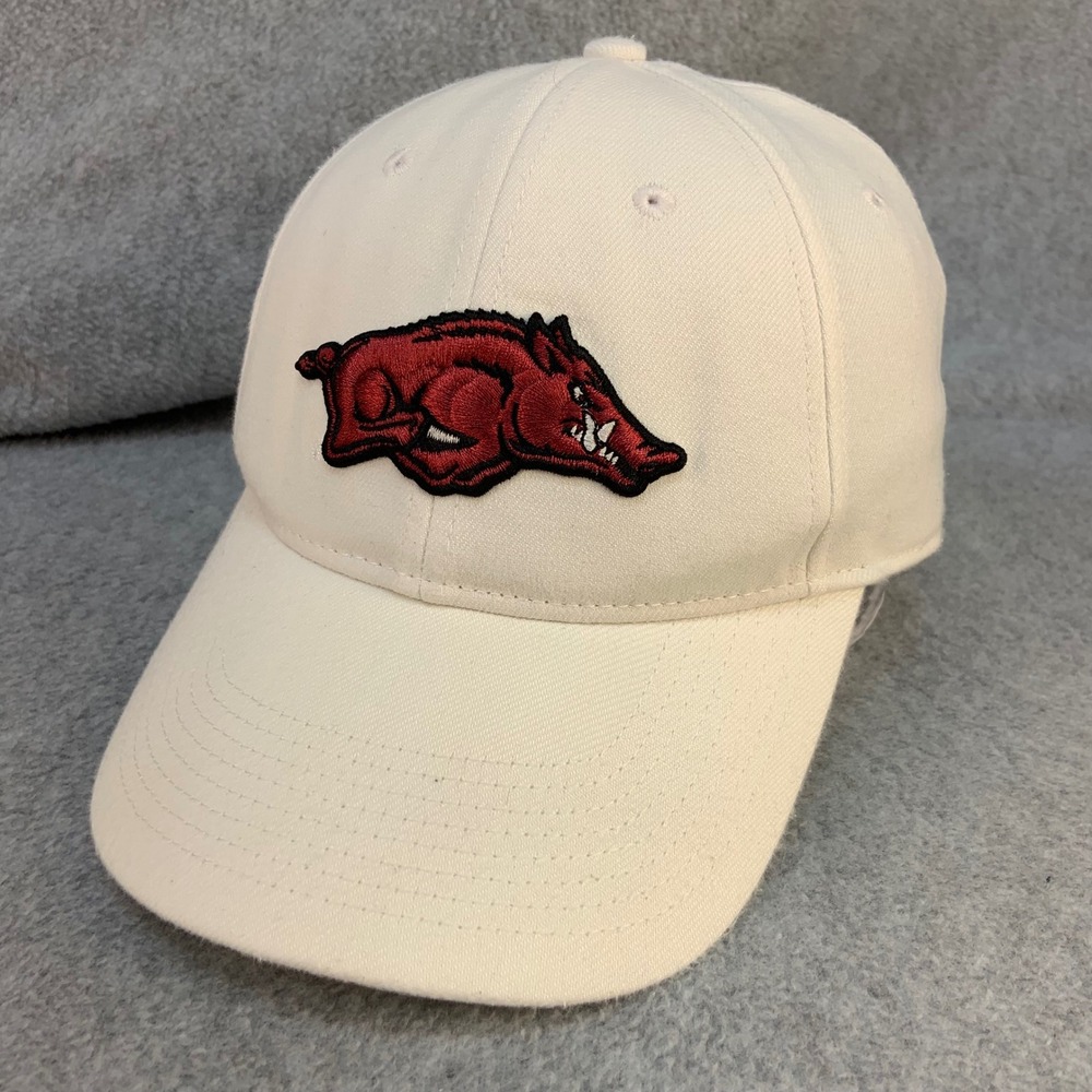 Arkansas Razorbacks Mens Cream Nike Hat Legacy 91 Dri-FIT Cap OSFM
